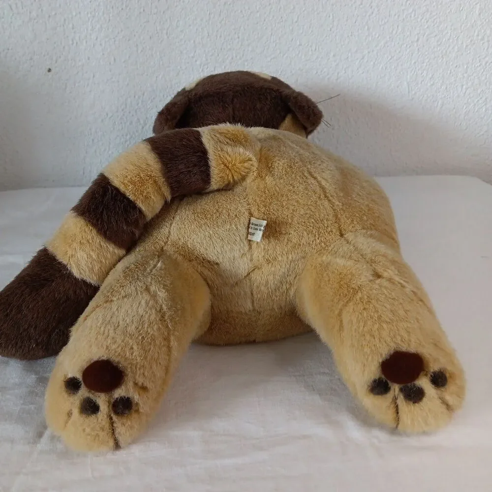 Jacob Cat Sekiguchi Plush Cat Brown Smiling Face Laying Kitty Toy Sven Hartmann